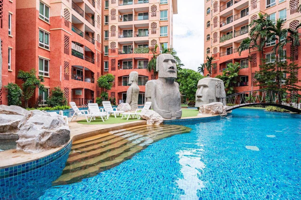 Sonia Residence - Sha Extra Plus Pantai Jomtien Bagian luar foto
