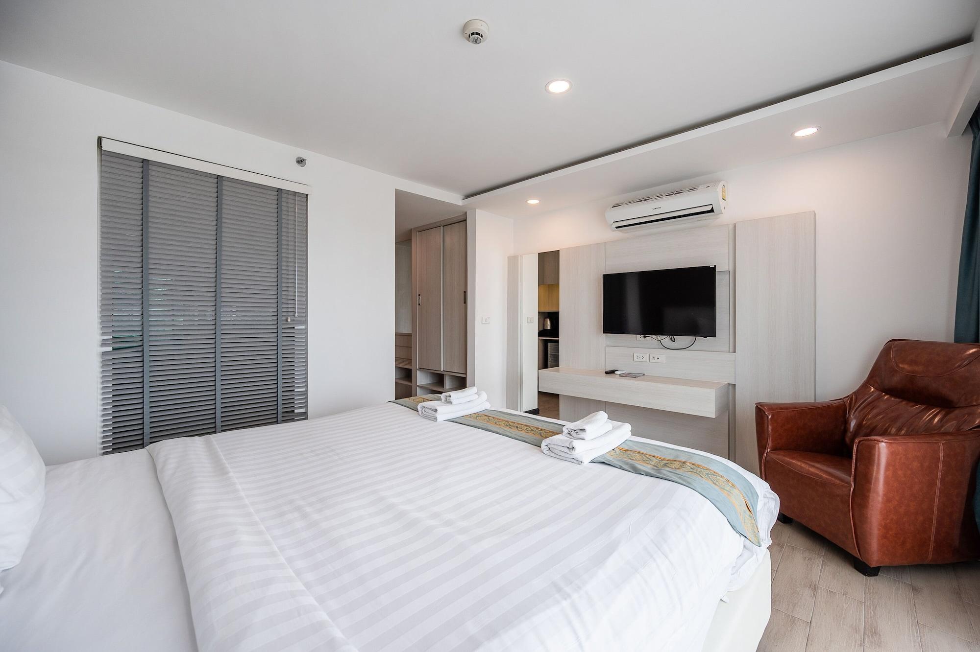 Sonia Residence - Sha Extra Plus Pantai Jomtien Bagian luar foto