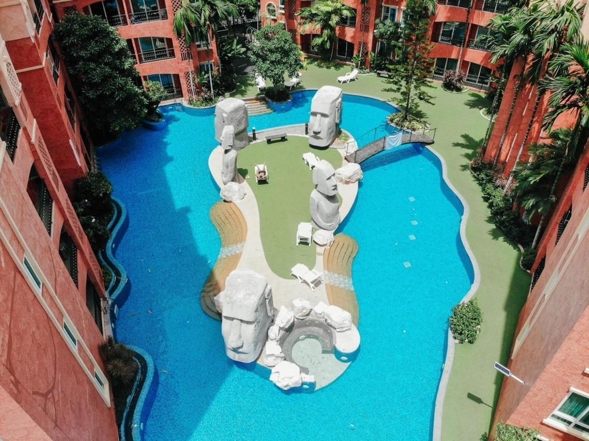 Sonia Residence - Sha Extra Plus Pantai Jomtien Bagian luar foto